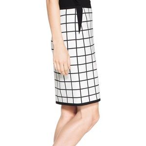 White House Black Market Skirts - Like New! WHBM Windowpane Pencil Skirt White House Black Market Skirts - Like New! WHBM Windowpane Pencil Skirt